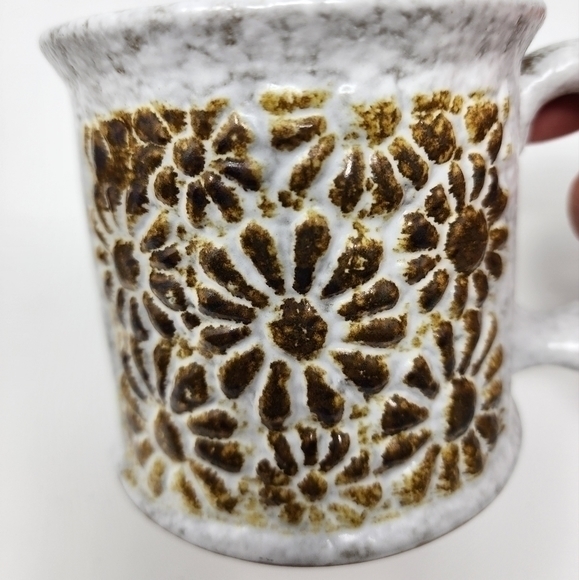 Coffee Tea Brown Tan Floral Pattern Pottery Mug Set New Without Tags - Picture 7 of 13